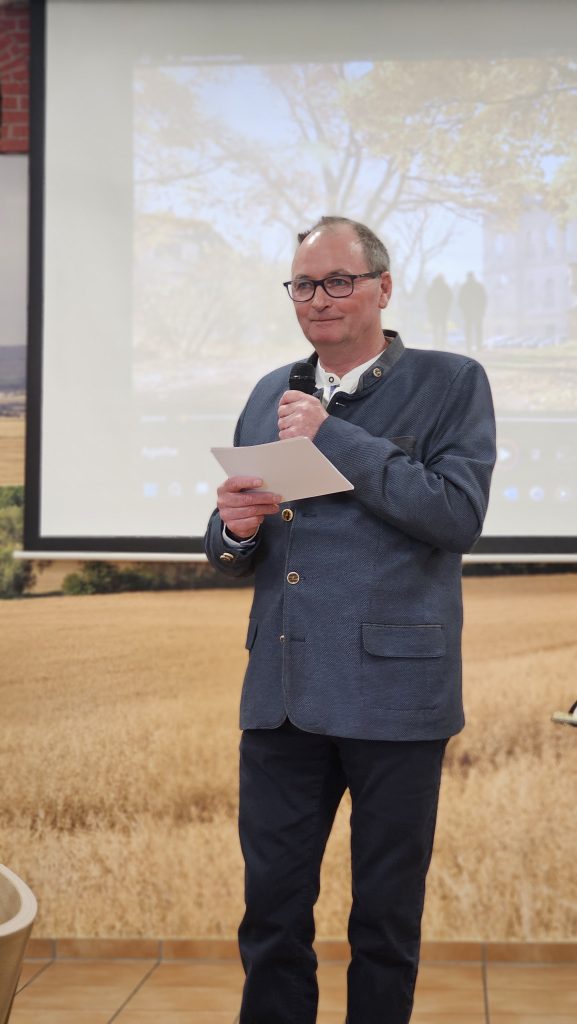 Herr Bodechtel (Bürgermeister Grammetal)